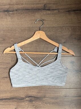 Lululemon Size 6 Sports Bra